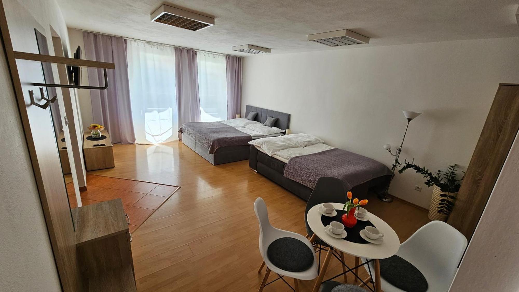 Apartmany V Zlatej Ulicke บอยนิตแซ ภายนอก รูปภาพ