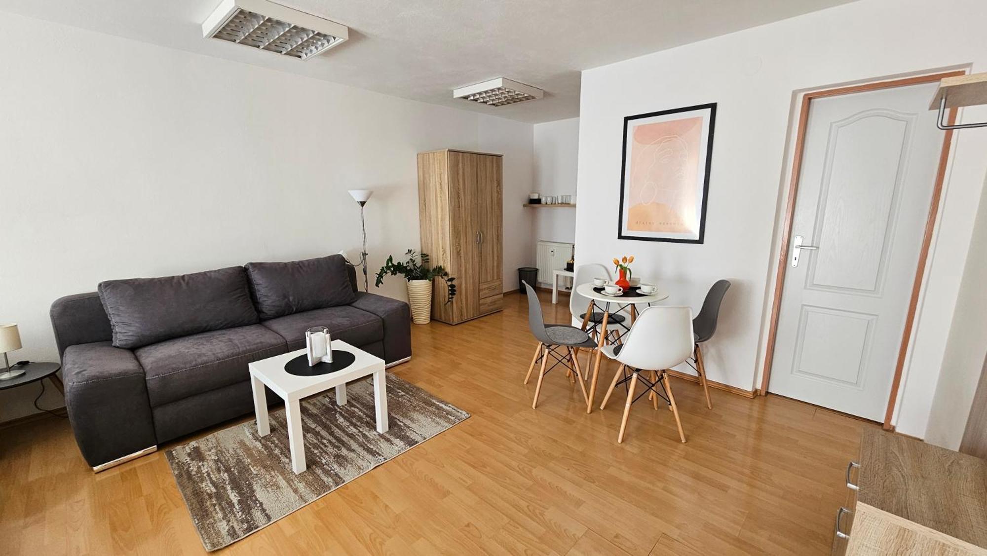 Apartmany V Zlatej Ulicke บอยนิตแซ ภายนอก รูปภาพ