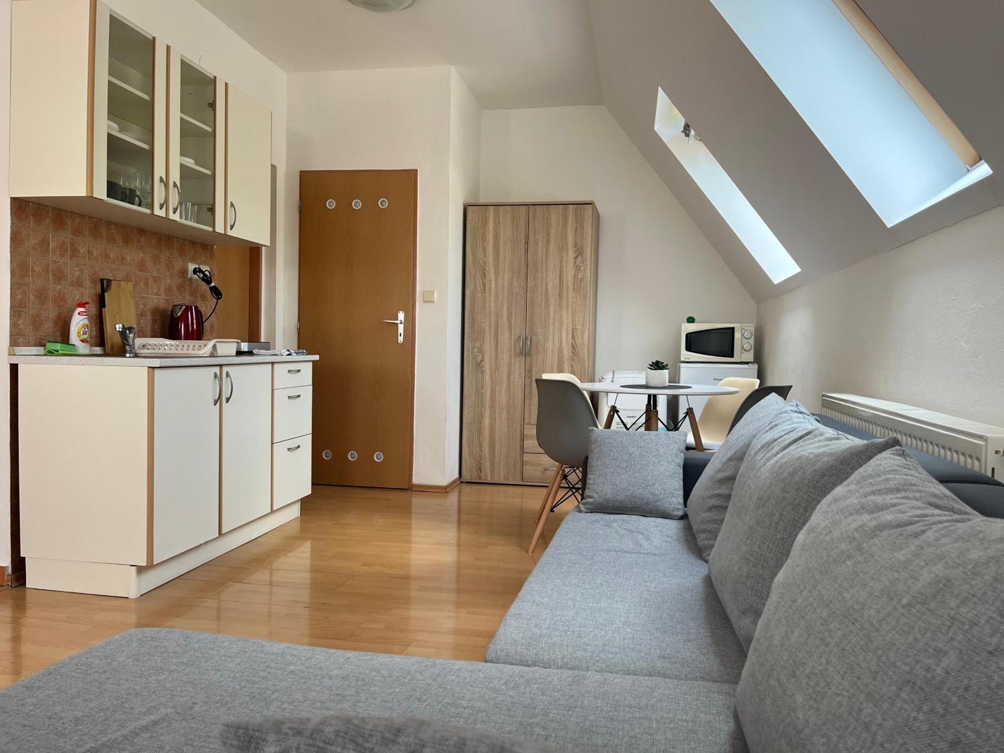 Apartmany V Zlatej Ulicke บอยนิตแซ ภายนอก รูปภาพ