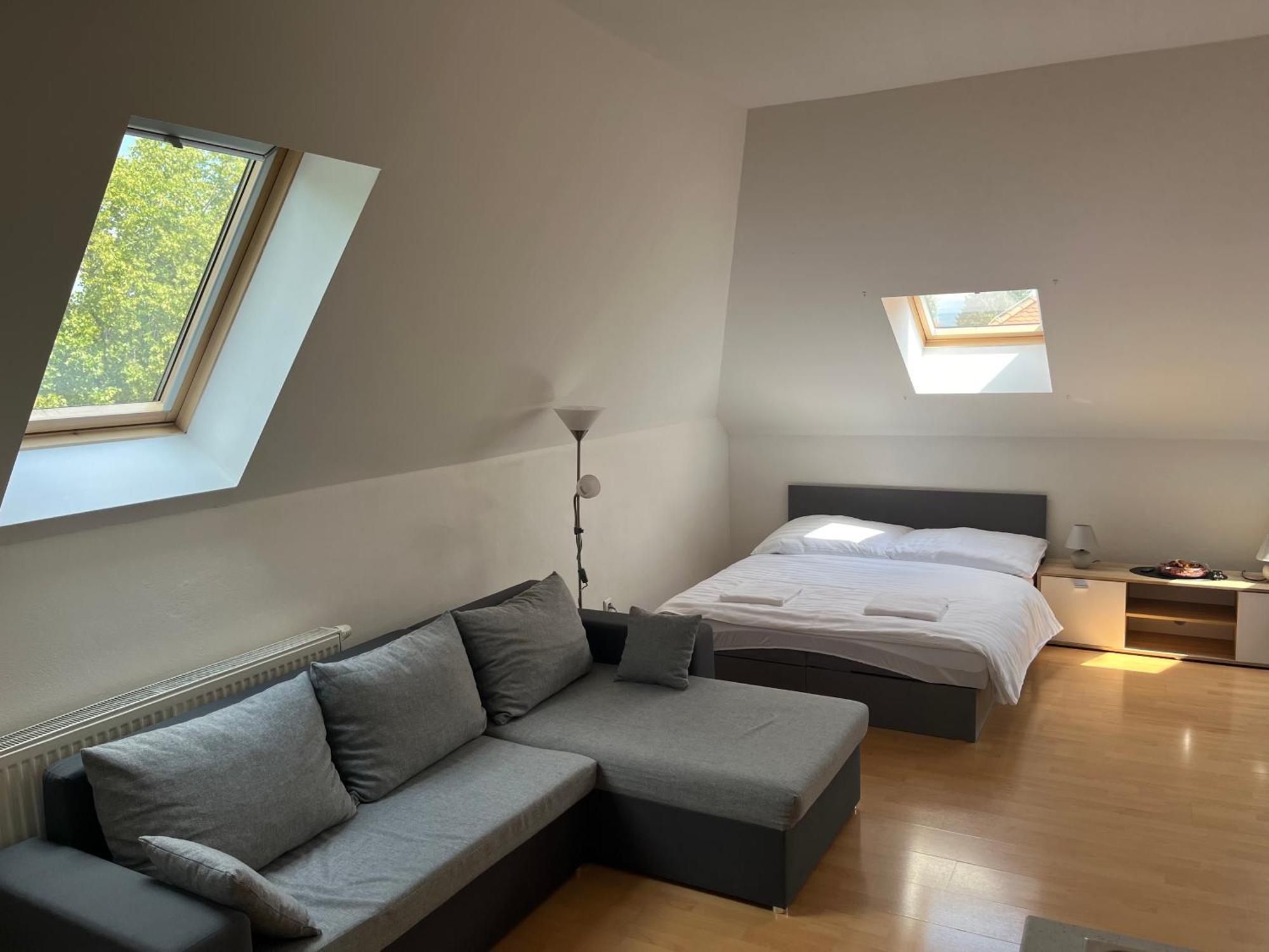 Apartmany V Zlatej Ulicke บอยนิตแซ ภายนอก รูปภาพ