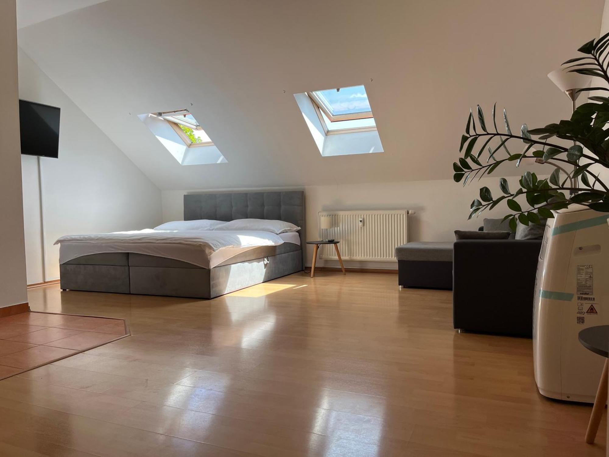 Apartmany V Zlatej Ulicke บอยนิตแซ ภายนอก รูปภาพ